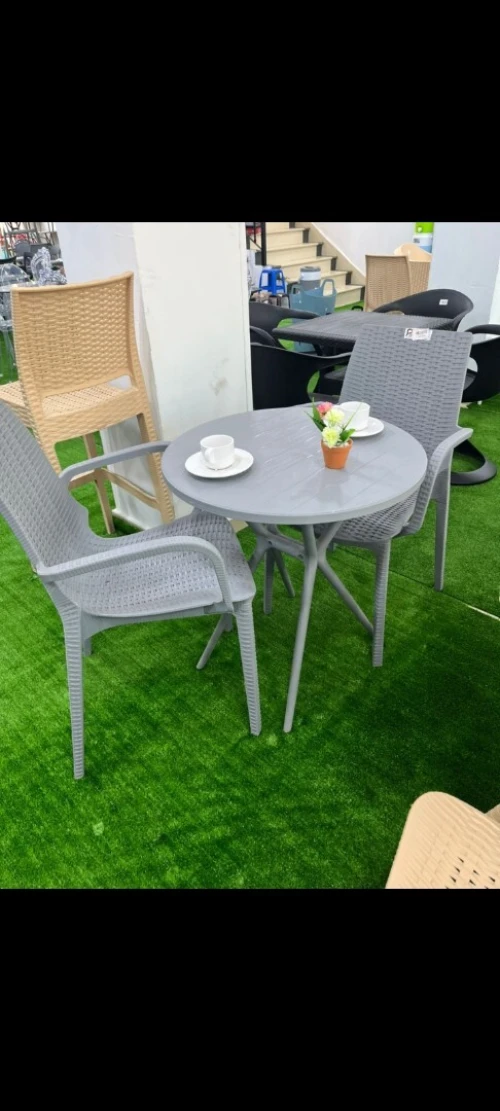Table de jardin rond
