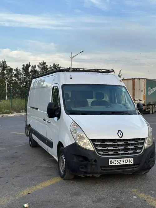 Renault Master 3  3 pano 2012