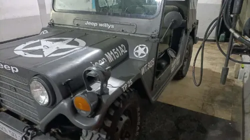 Jeep Willys 1977 