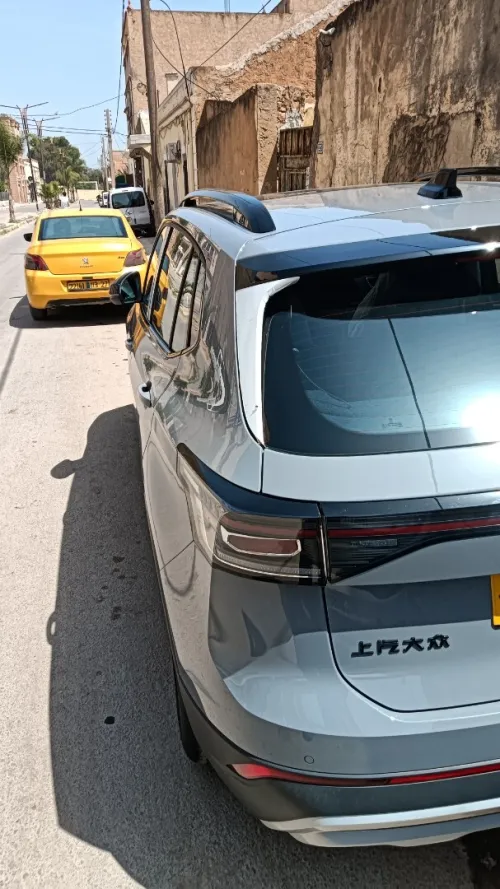 Volkswagen Tahru 2025 Sharp