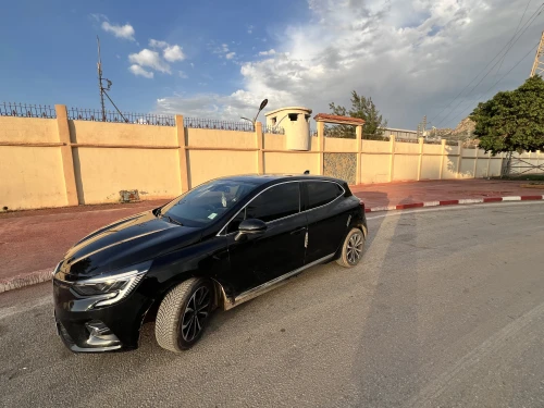 Renault Clio 5  2023 