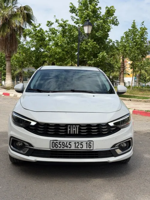 Fiat Tipo Sedan 2025 life
