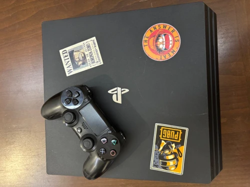 Ps4 pro 1TR