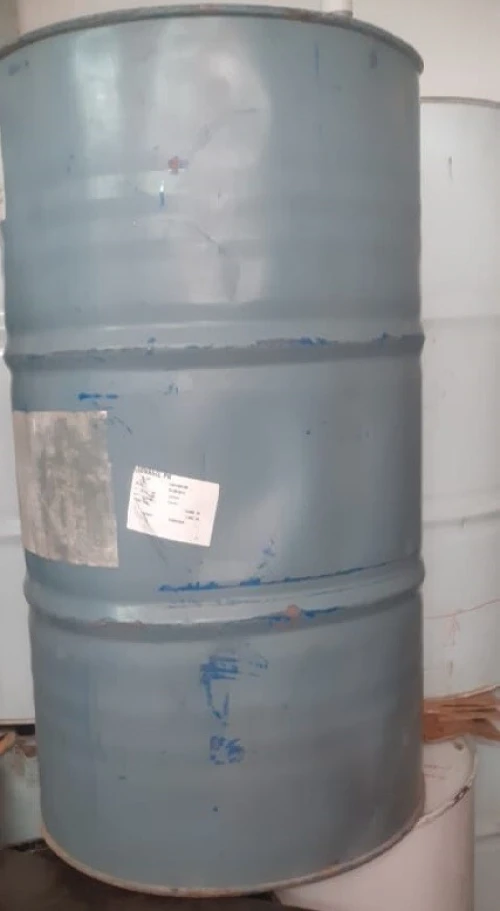 Solvant , Mousse polyurethane , polyurea , polyurethane  Qty  200 Litres = 1 fus