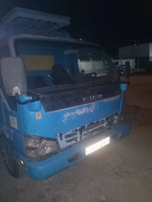 Isuzu faracha Npr 2008