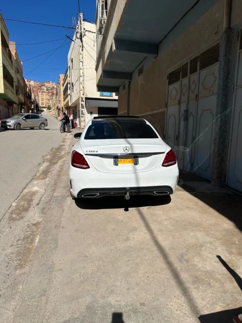 Mercedes Classe C 2016 220 AMG Line