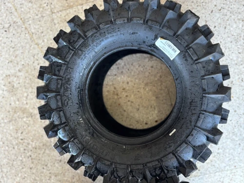 Pneus MAXXIS NEUF