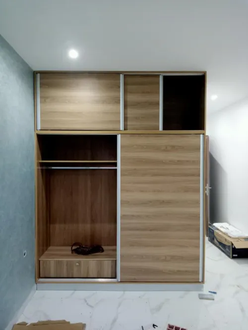  Artisan Menuisier à Oran  Créations Bois/MDF