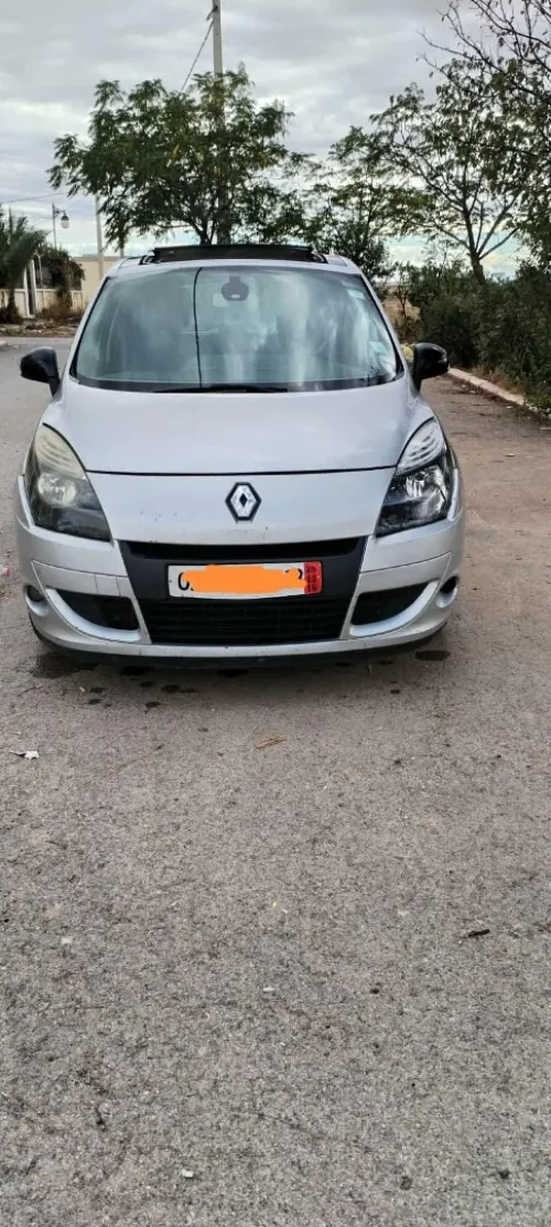 Renault Scenic 2011 Bose 3