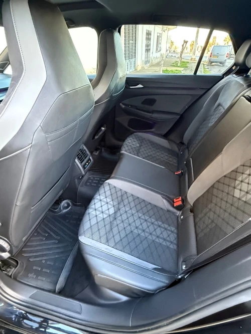 Volkswagen Golf 8 2021 R-Line