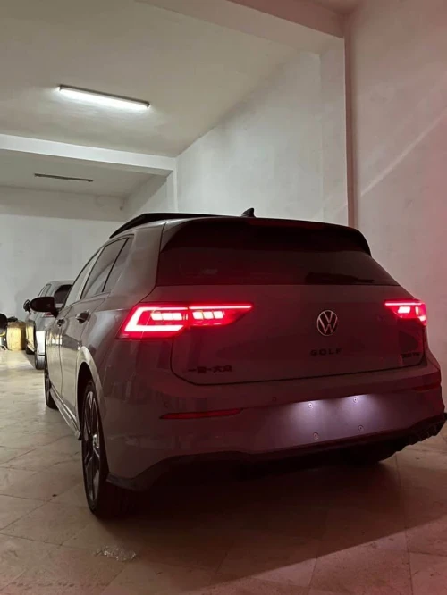 Volkswagen Golf 8 2025 R-line Golf 8.5