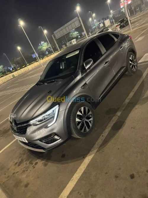 Renault Arkana 2021 E-tech Engeered