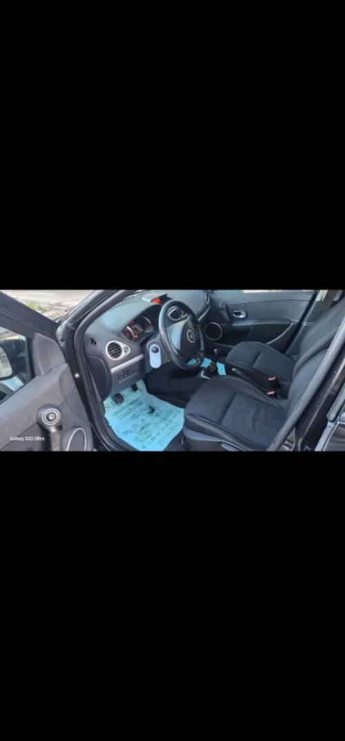 Renault Clio 3 2010 Exception