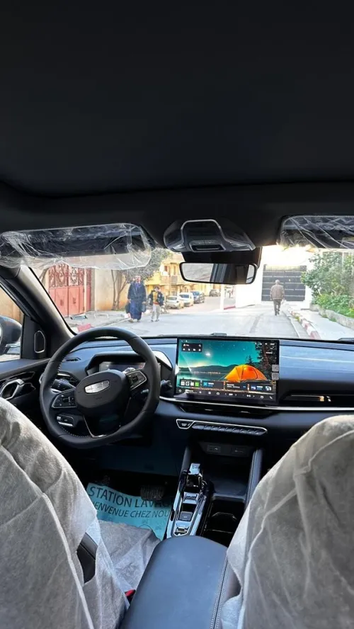 Geely Coolray 2025 