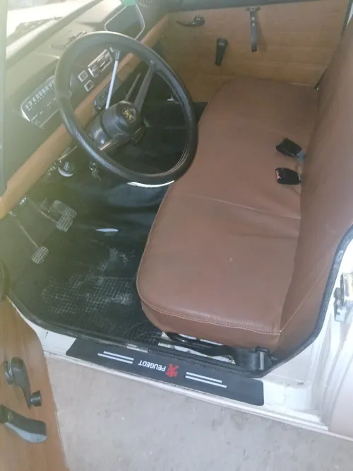Peugeot 404 1987 404