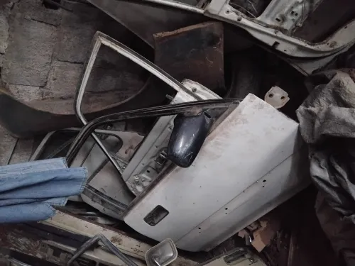 Les 4 portes et malle Honda 626