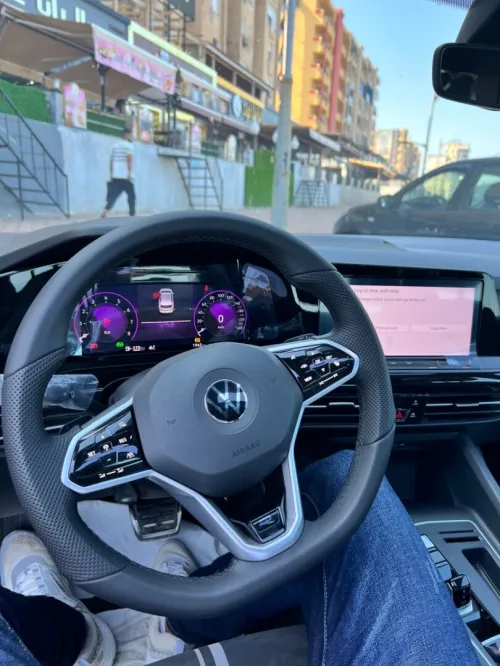 Volkswagen Golf 8 2025 R-line