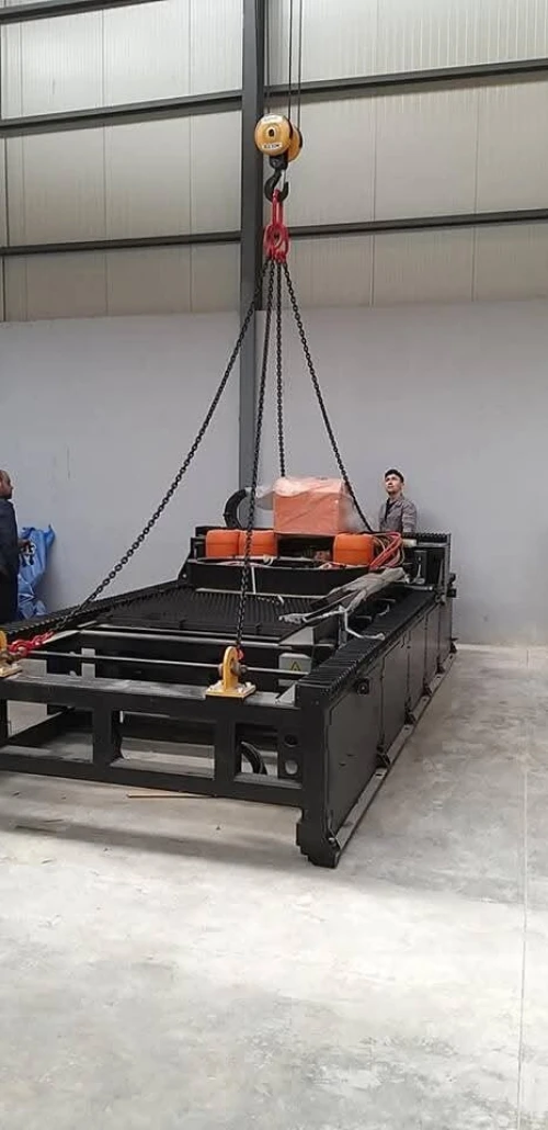 MACHINES INDUSTRIELLES CNC