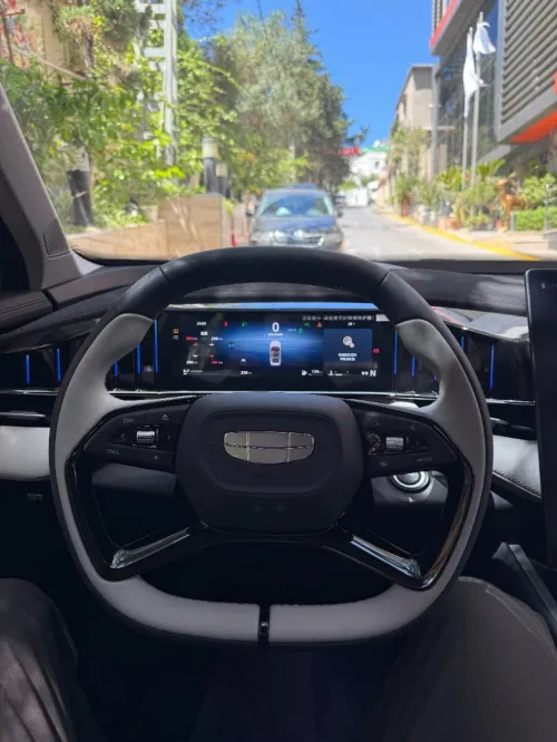 Geely Starray 2026 L luxury