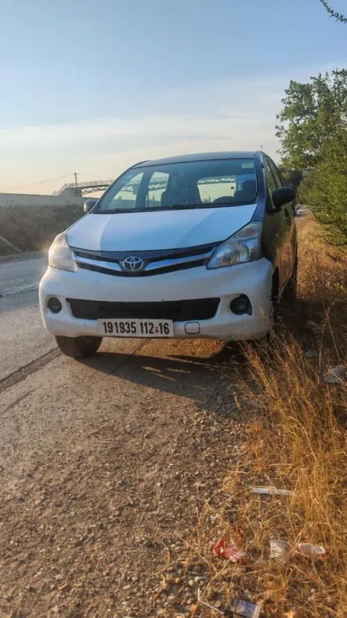 Toyota Avenza 2012 Avenza