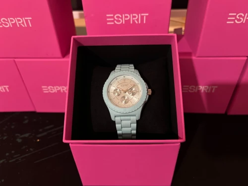 MONTRE FEMME  ESPRIT ORIGINALE