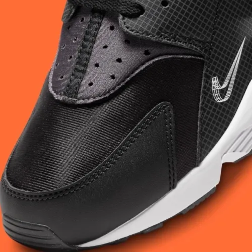 Huarche by Nike