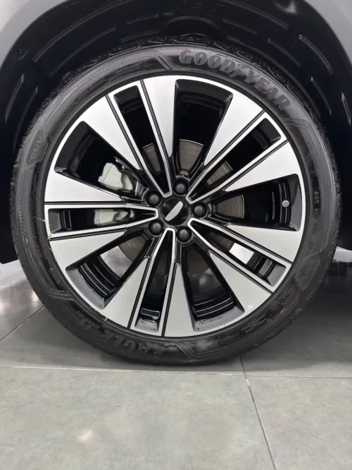 Geely BOYUE L 2026 Full options