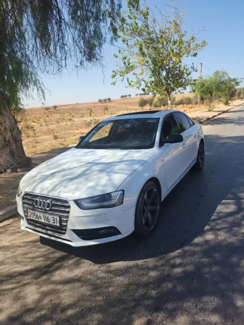 Audi A4 2016 S Line +