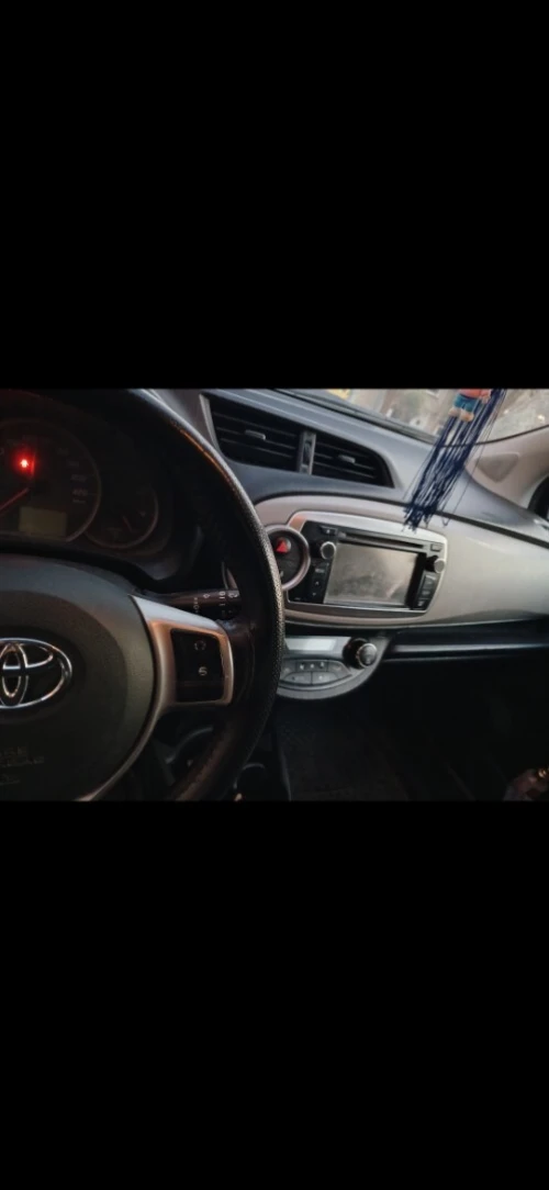 Toyota Yaris 2013 