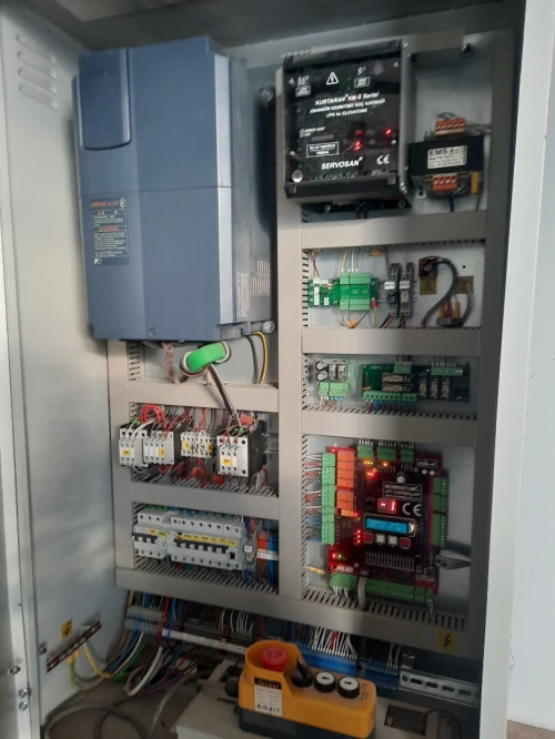 Installation et réparation électricité industriel 