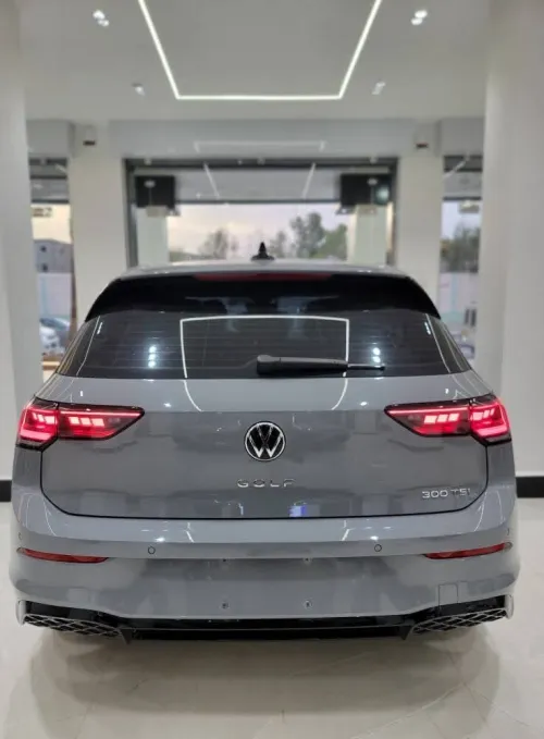 Volkswagen Golf 8 2025 R-Line