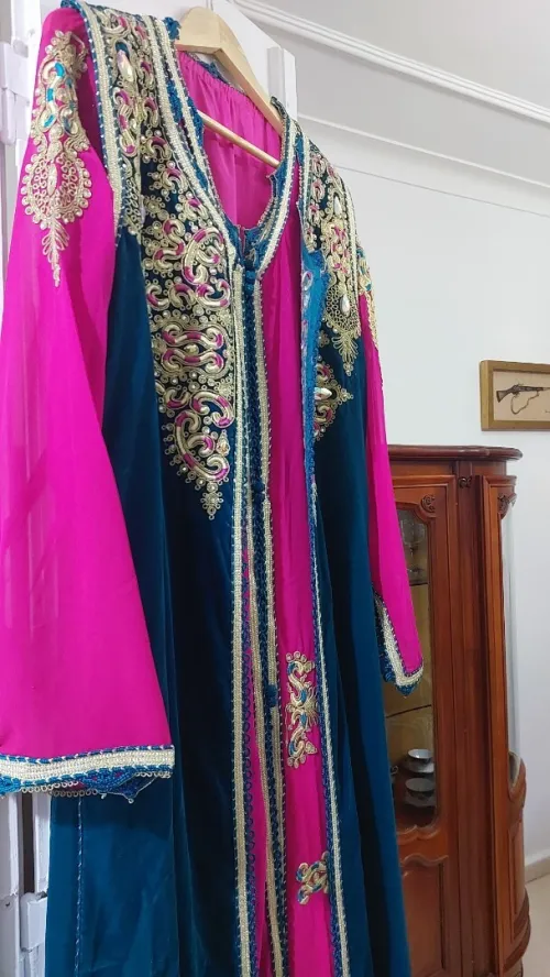 Caftan marocain 03 pièces à louer / Livraison gratuite pour Alger et Blida