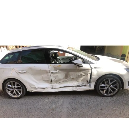 Porte arrière Seat Leon 2016 blanc 