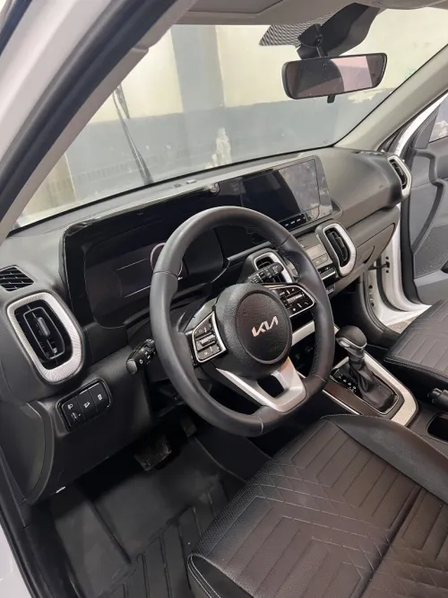 Kia Sonet  2025 Luxury full option
