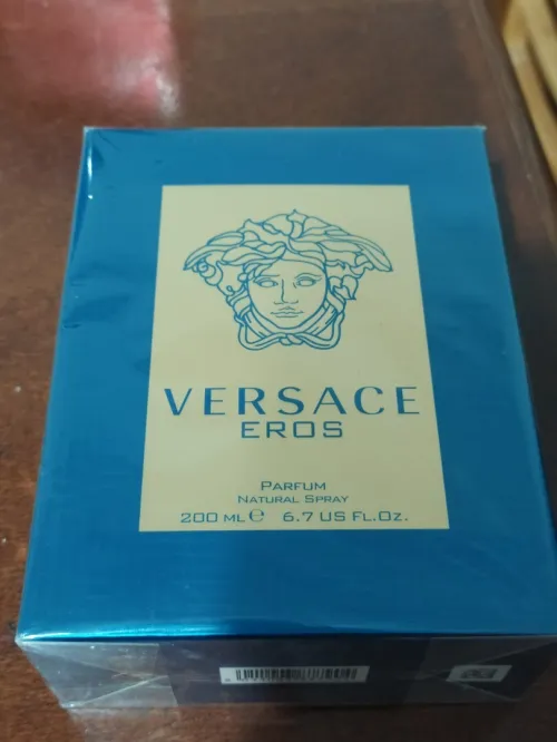 200 ml. Versace Eros le Parfum. Original