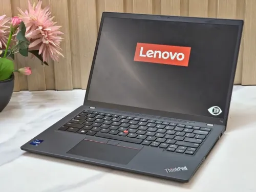 Lenovo ThinkPad T14 Gen 4 avec 1345U, Xe Graphics G7