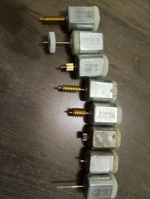 MOTEUR DE SERRURE AUTO