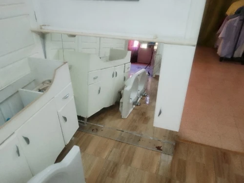 Meubles salle de bain avec double vasques et robinets +VASQUE EN VERRE MARRON 60 X 47