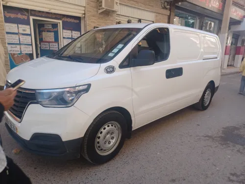 Hyundai H1 2020