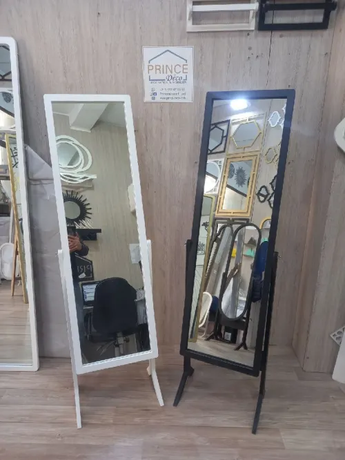 Miroir sur pieds