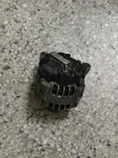 Moteur clio 3 1. 2 16 v essencr