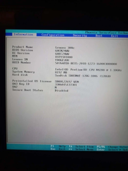 Laptop LENOVO