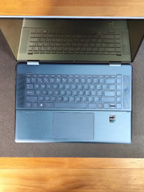 Laptop HP SPECTRE X360 2-in-1 16" ( i7-1360P / 16 GB RAM / 1TB SSD )