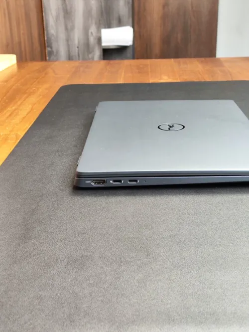 Laptop DELL LATITUDE 7450 14" (Intel Core Ultra 7 165U / 32 GB RAM / 512GB NVMe SSD)