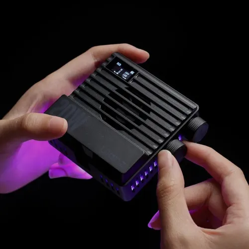 Carée LED RGB ULANZI LE20 20W POCKET RGB LIGHT