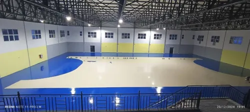 Salle de sport ,coulé sur place 5+2 , 7+2