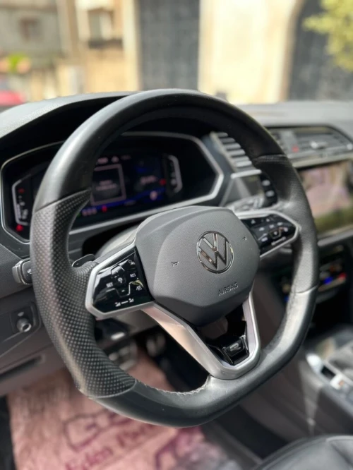 Volkswagen Tiguan 2024 R lien
