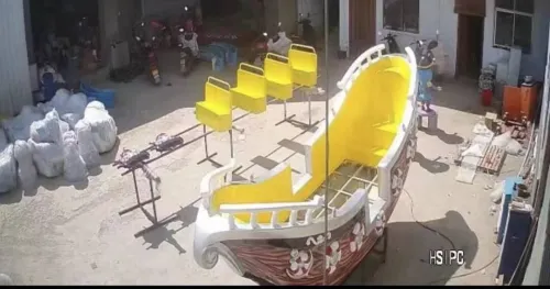 Bateau 18 place lachin 