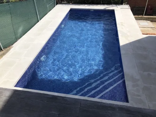 Vente équipement de piscine  وبناء وتجهيز في المسابح