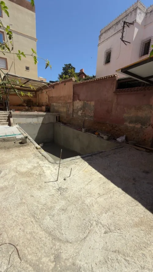 Réalisation équipement de piscine  وبناء وتجهيز في المسابح